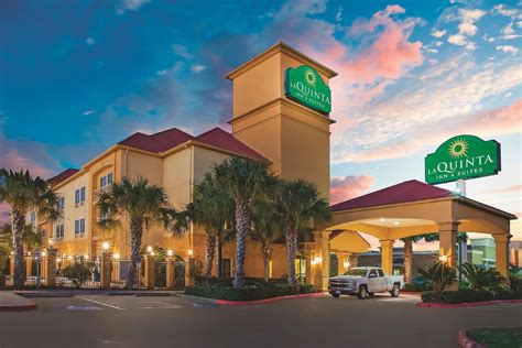 pet friendly hotels beaumont tx|Book the Best PET FRIENDLY Hotels in Beaumont, TX from CA .